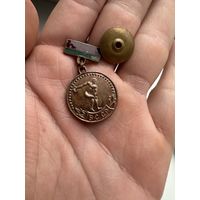 Значок. Метание Диска