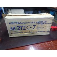 Магнитофон  "Весна 212 с7"