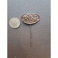 Значок тяжелый Рига 1974