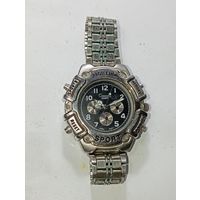 Часы кварцевые CONDOR . С рубля