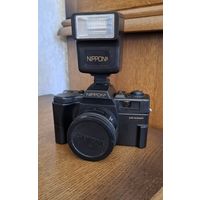 Винтажный плёночный фотоаппарат Nippon AR-4392F с фирменной съёмной электронной вспышкой. Не проверял.