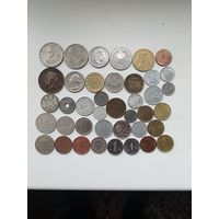 Сборный лот монет мира.