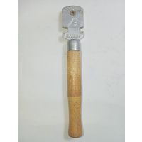 Стеклорез Алмазный , трехроликовый  , СССР . С рубля .