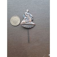 Значок тяжелый Латвия