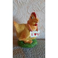 Керамическая фигурка курицы начала 2000-х годов