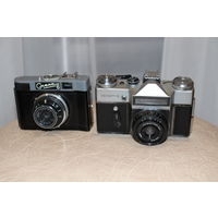 Фотоаппарат Зенит-Е + Смена 6 в подарок.
