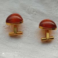 Запонки с янтарем
