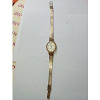 Часы механические позолоченные ЧАЙКА  .  AU . С рубля .