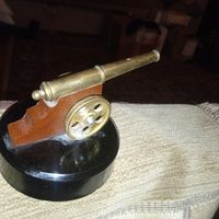 Сувенир настольный" Пушка" латунь карболит,пистоны СССР