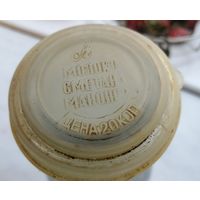 Молочная бутылка СССР с универсальной крышкой