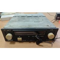 Нечастый радиоприемник СССР - Тонар РП-303A. Для классических, отечественных автомобилей.