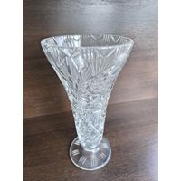 Ваза хрустальная (35см)