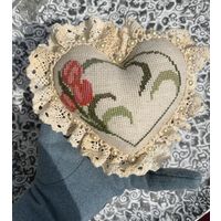 Подушечка для куклы
