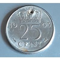 25 центов 1965 Нидерланды с отверстием