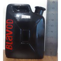 Керамическая бутылочка без пробки 'канистра' водка BLAVOD - Black Vodka 100мл КЕРАМИК