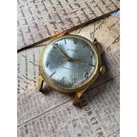 Часы Восток позолоченные