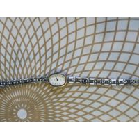 Часы наручные  с браслетом ЛУЧ  . В ремонт,коллекцию,на запчасти. Состояние на скане.