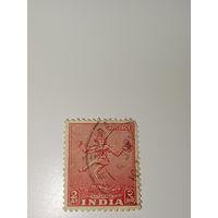 Индия 1949 Шива Натараджа (Космический танцор), одно из важных божеств в индуизме, символизирующее космический танец творения и разрушения.