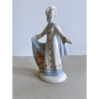 СТАТУЭТКА ФАРФОРОВАЯ "МОРСКАЯ ЦАРЕВНА". С КЛЕЙМОМ. 16*9*5 СМ. БРОННИЦЫ. 1966-71 ГОДА. НЕЧАСТАЯ.СМ.ФОТО И ОПИСАНИЕ.
