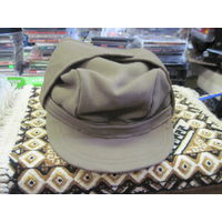 Кепи на 57 размер.