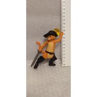Коллекционная игрушка из Макдональдс. Кот в сапогах. 2011г. 17