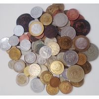 Более 100 монет разных стран и времён в коллекцию с рубля+ несколько банкнот