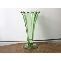 Ваза Неман цветное стекло винтаж 21