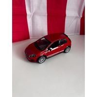 Модель автомобиля Fiat Grande Punto Abarth 1:32