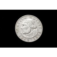 2 марки (рейхсмарки) 1933 г. Третий рейх (Германия). "450 лет со дня рождения Мартина Лютера"