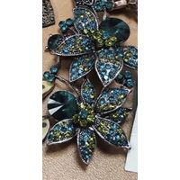 2 броши. Цена за 2