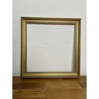 Рама из деревянного багета 40х40 см по подрамнику
