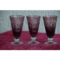 Рюмки 3 шт . ( 1 целая + 2 скол ) , 9,7 см