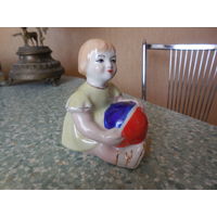 Девочка с мячиком.  Городница.