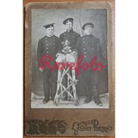 1910-е Кабинет-портрет солдаты студийное фото типажи ретро