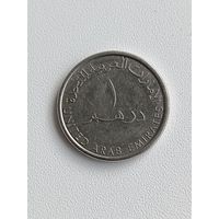 1 дирхам 2014 года ОАЭ (2)