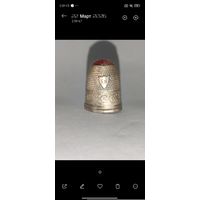 Наперсток серебрянный с камнем