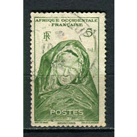 Французская Западная Африка - 1947 - Женщина 5Fr - [Mi.47] - 1 марка. Гашеная.  (Лот 62HS)-TG3P12