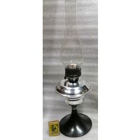 Керосиновая лампа со стеклом. Алюминиевая с карболитовой подставкой. СССР. .