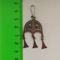 Винтажная серебряная серьга "капли"-или "Лунница" (одна)в стиле СССР.,4 грамма,