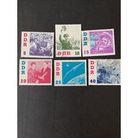 ГДР 1961 Полная серия марок "Визит советского космонавта Германа Титова в ГДР" (гашение 4 марки с клеем, 2 без клея, на всех есть следы наклеек) Mi.863-868 каталог 12.00 евро