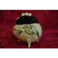 Статуэтка фарфоровая " Игольница  " ( Филиппины ) высота 7,5 см