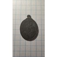 Католический медальон