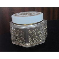 Шкатулка музыкальная,играет Полонез Огинского. Знак качества.Исправная.