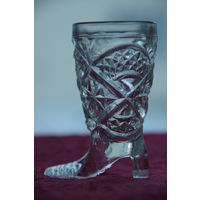 Рюмка - сапожок  хрустальный   (  целая )  8 см