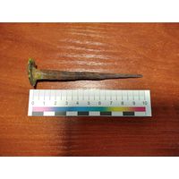 Антикварный кованый гвоздь-2