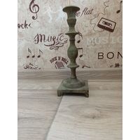 Подсвечник