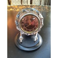 Часы настольные