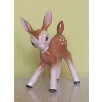 Статуэтка фарфоровая оленёнок отличное состояние