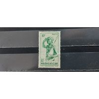 РАСПРОДАЖА МАДАГАСКАР 1946г. Чист*
