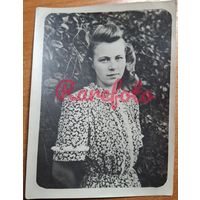 1950-е Девушка в платье ретро типаж